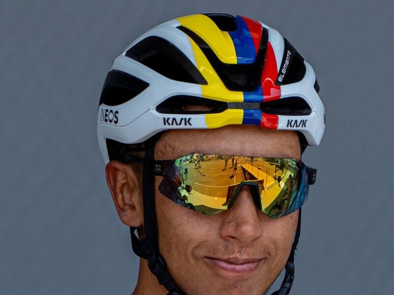 Egan Bernal descarta la retirada y seguirá en el Netcompany INEOS